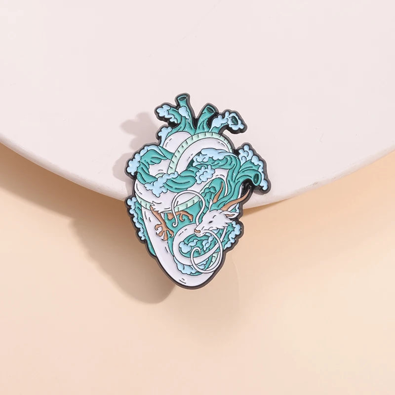 Marine Life White dragon Enamel Pins Custom Heart Organ Brooches Lapel Badges Animal Jewelry Gift for Friends