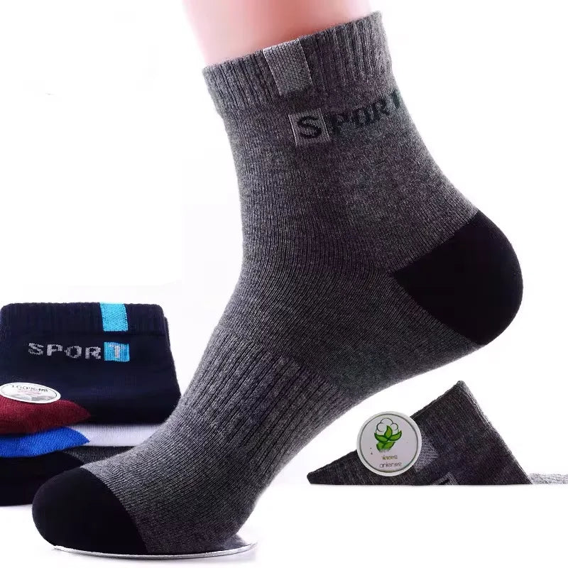 4 Pairs Of Men's Vintage Striped Crew Socks, Thermal Breathable Comfy Socks For Men's Wearing, Autumn & Winter