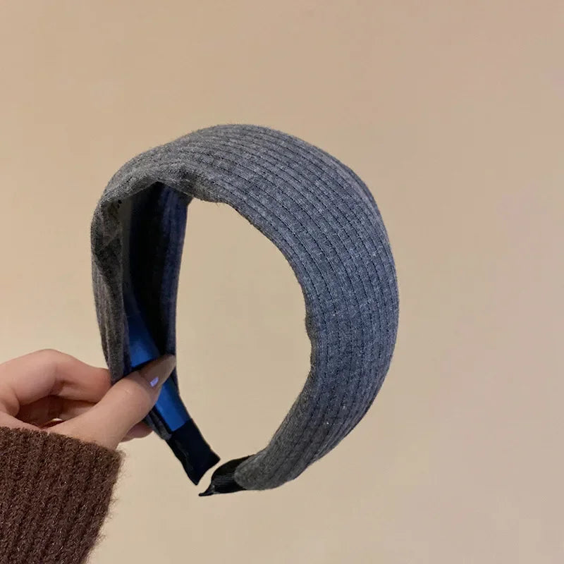 Kintting Solid Color Wide Edge Striped Nonslip Arc Acrylic Headbands for Women French Temperament Atmosphere Hair Accessories