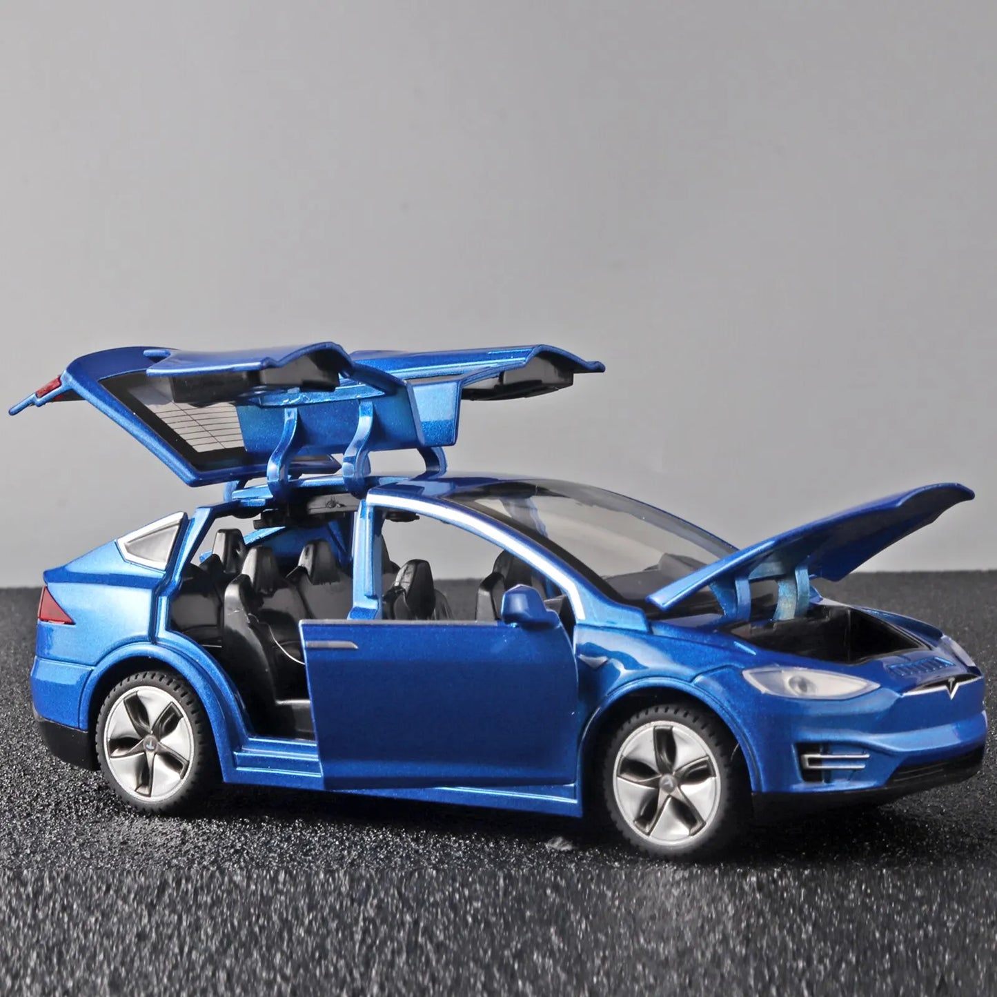 Model X Toy Car, 1:32 Zinc Alloy Diecast Car Toys for Kids, Pull Back Collectible Vehicle Toy Door Opening Scale Car Model