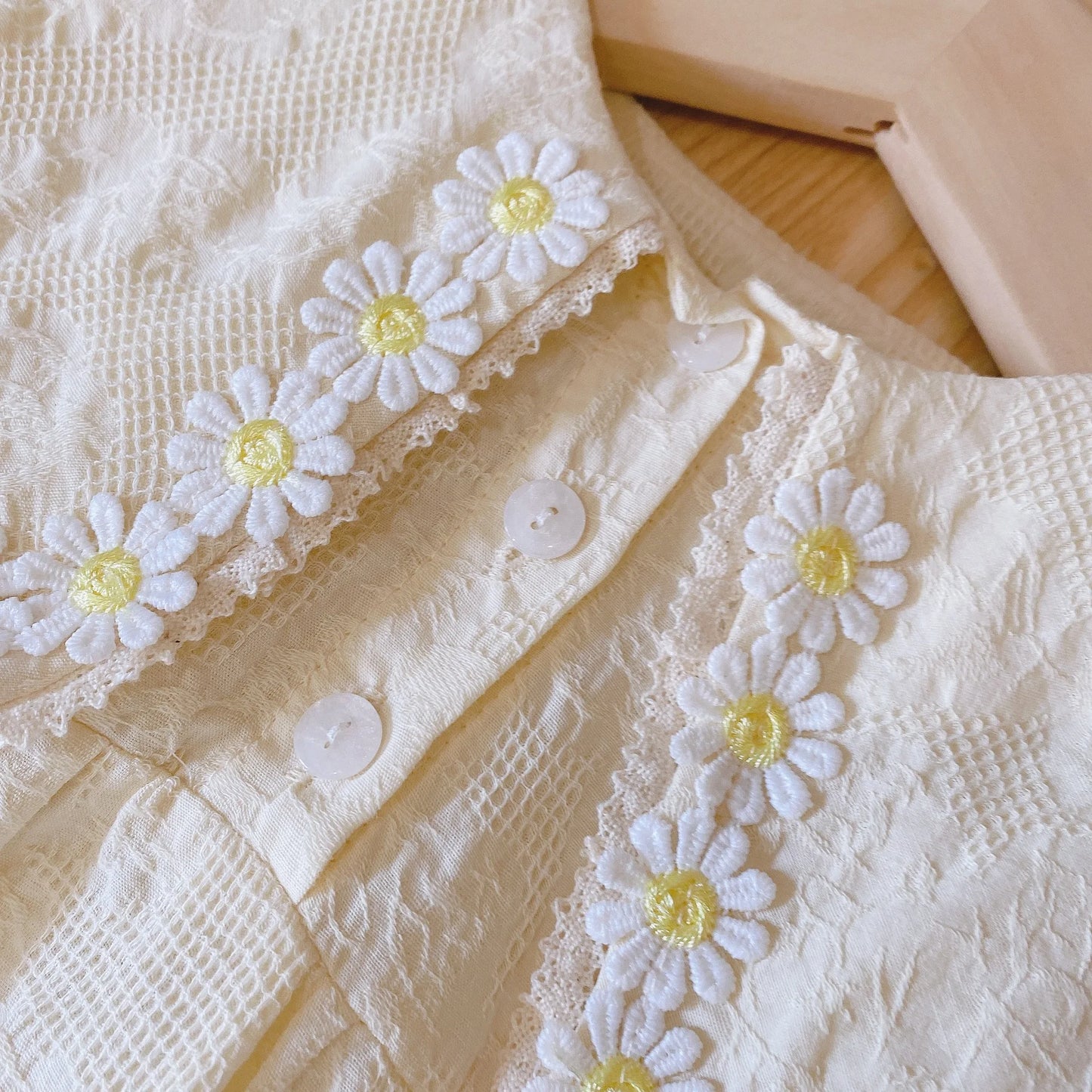 Daisy Romper with Hat for Infants 0-2 Years Old: Spring/Autumn Baby Girl Jumpsuit Newborn Clothing