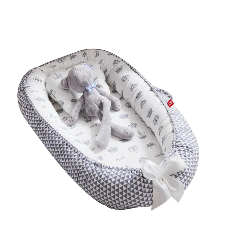 Portable Baby Bassinet Washable Removable Crib Bedside Sleeper Infant Nest Bed Co Sleeper