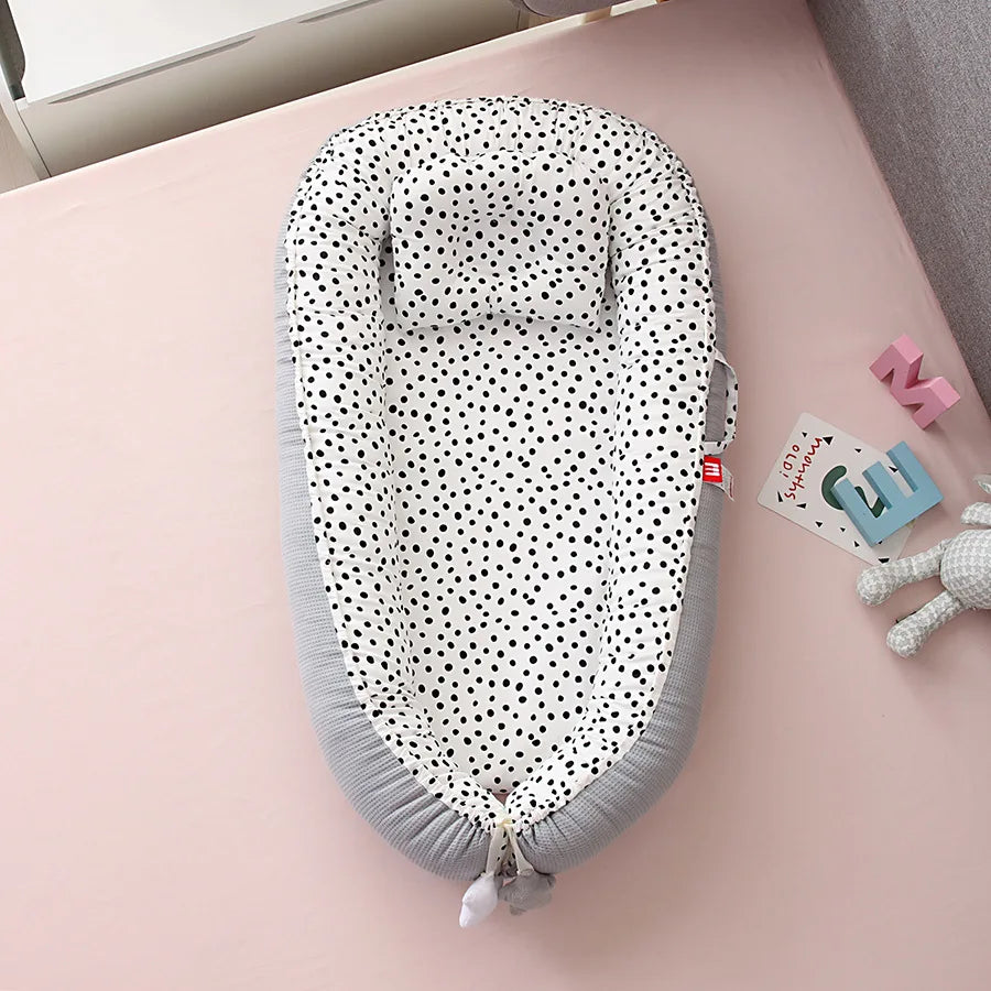 2025 Breathable Detachable and Washable Portable Baby Bassinet - Bionic Travel Crib