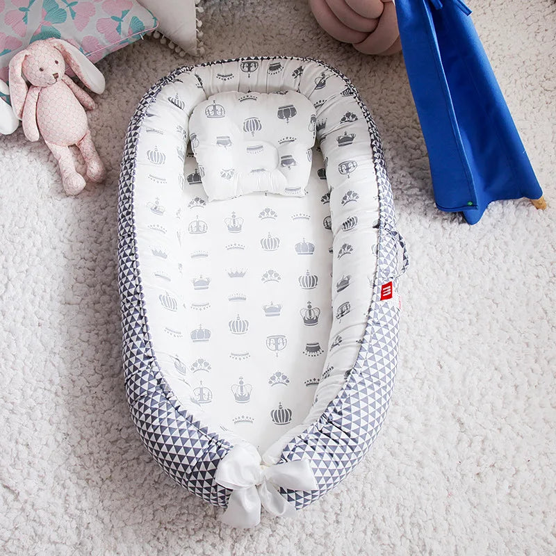 Dreamy Blush Pink Portable Baby Crib Foldable Bassinet with Breathable Mesh JPMA Certified Travel Bed for Girls Nursery