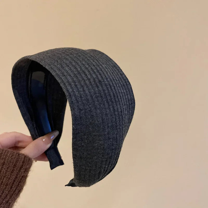 Kintting Solid Color Wide Edge Striped Nonslip Arc Acrylic Headbands for Women French Temperament Atmosphere Hair Accessories