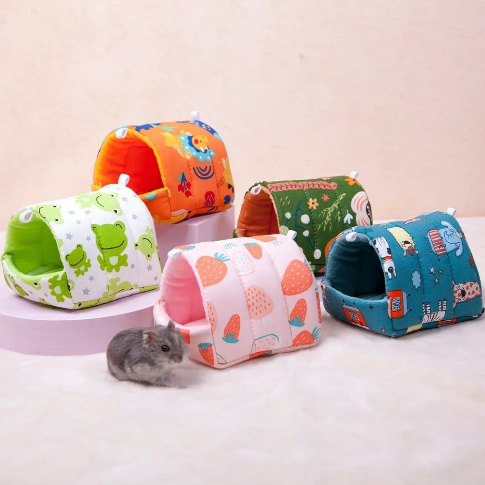 Cute Small Animal Sleeping Bed Rabbit Squirrel Guinea Pig Nest Hamster House Winter Colorful Mini Cage Comfortable Soft Warm Mat