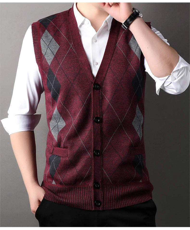 Autumn Winter Men's Sweater Vest Casual Sleeveless Knit Jackets Men Fashion Plaid V-neck Cardigans Man Clothes Knitted Waistcoat