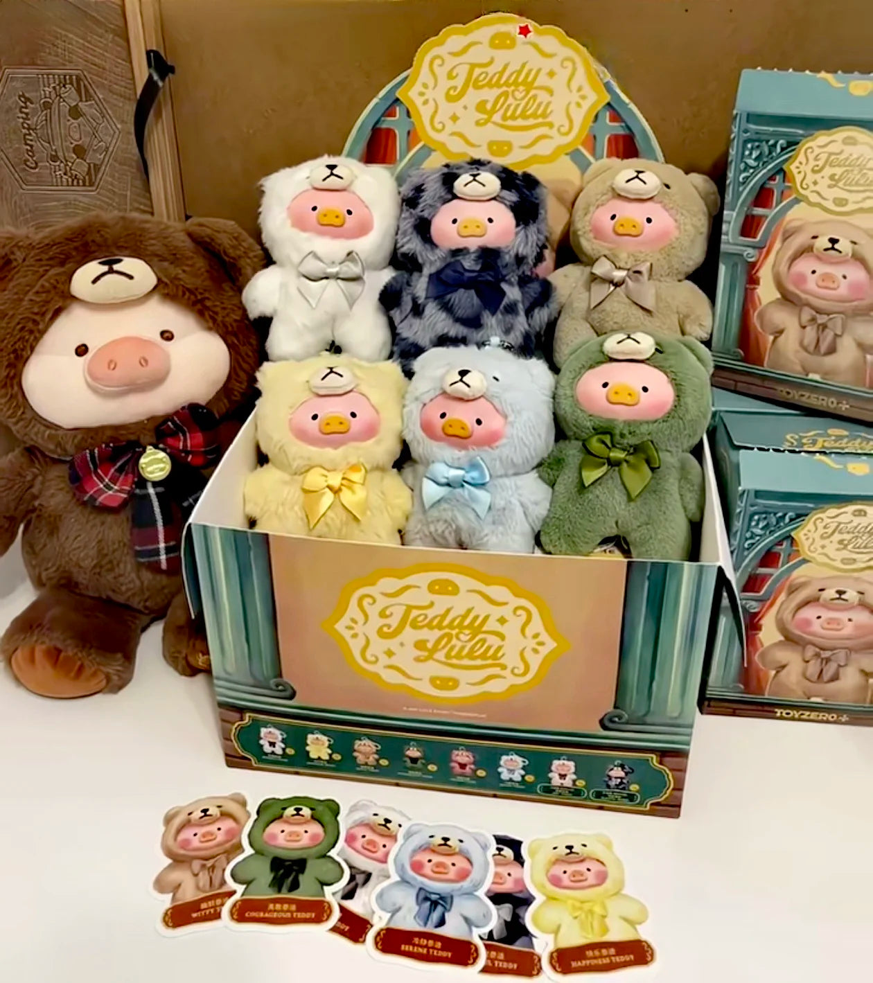 Toyzero  teddy Canned Pig Lulu Pig Blind Box Retro Teddy Toy Vinyl Plush Doll Pendant Doll School bag pendant Festival gifts