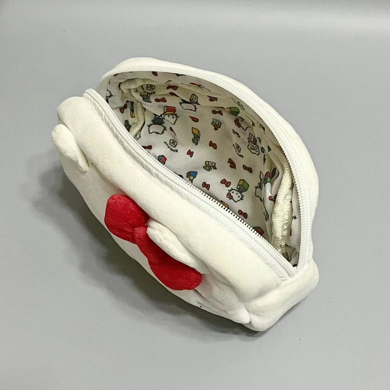 Hot Sale Sanrio Kitty Pen Case Ins Japanese Cartoon Stationery Female Student Large Capacity Pencil Case High Beauty Makeup Bag