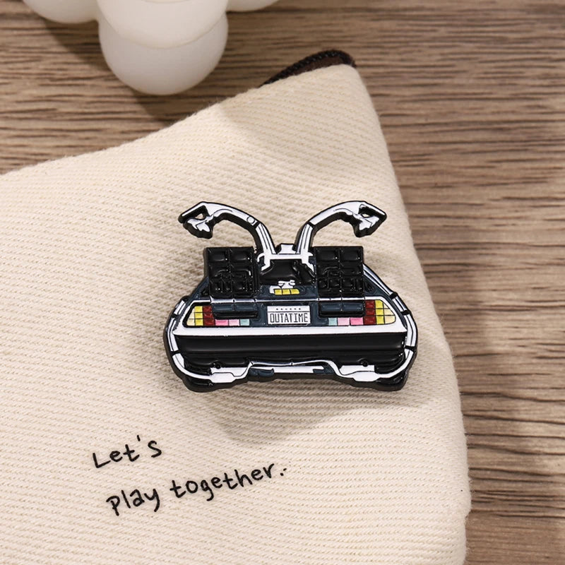 Racing Sports Car Enamel Pin Badge Brooch Lapel Clothes Backpack Hat Car Lover Men Boyfriends Collect Jewelry Accessories Gift
