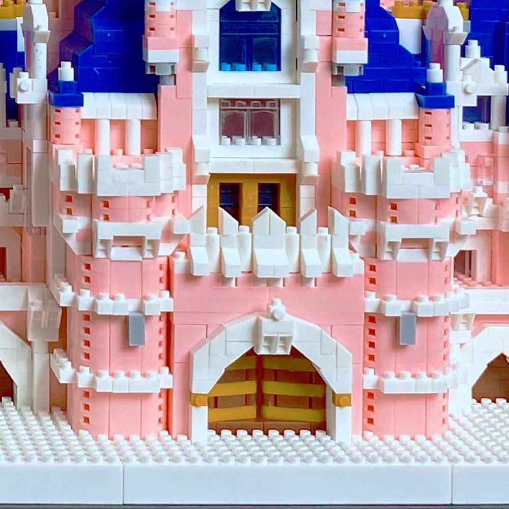 KNEW BUILT Gift Pink Castle Model Kits Toys Microblock Building Blocks for Adults Princess Kids Castles Architecture Set Bricks