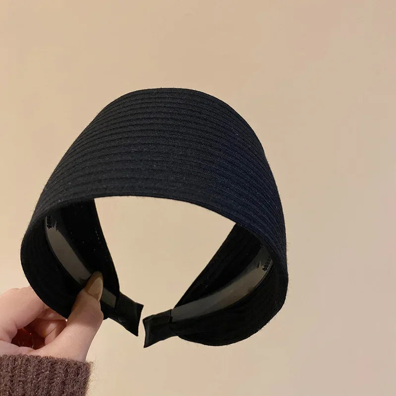 Kintting Solid Color Wide Edge Striped Nonslip Arc Acrylic Headbands for Women French Temperament Atmosphere Hair Accessories