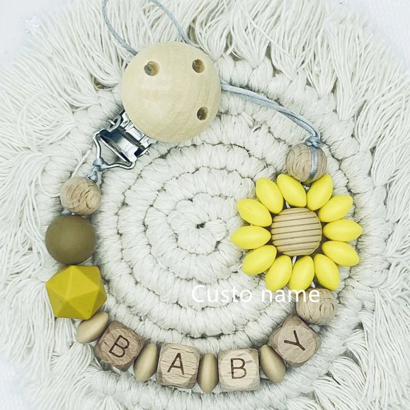 Custom Name Silicone Beads Wooden Ring Pacifier Clips Safe Teething Chains Baby Teether Eco-friendly Dummy Beech Clips Holder