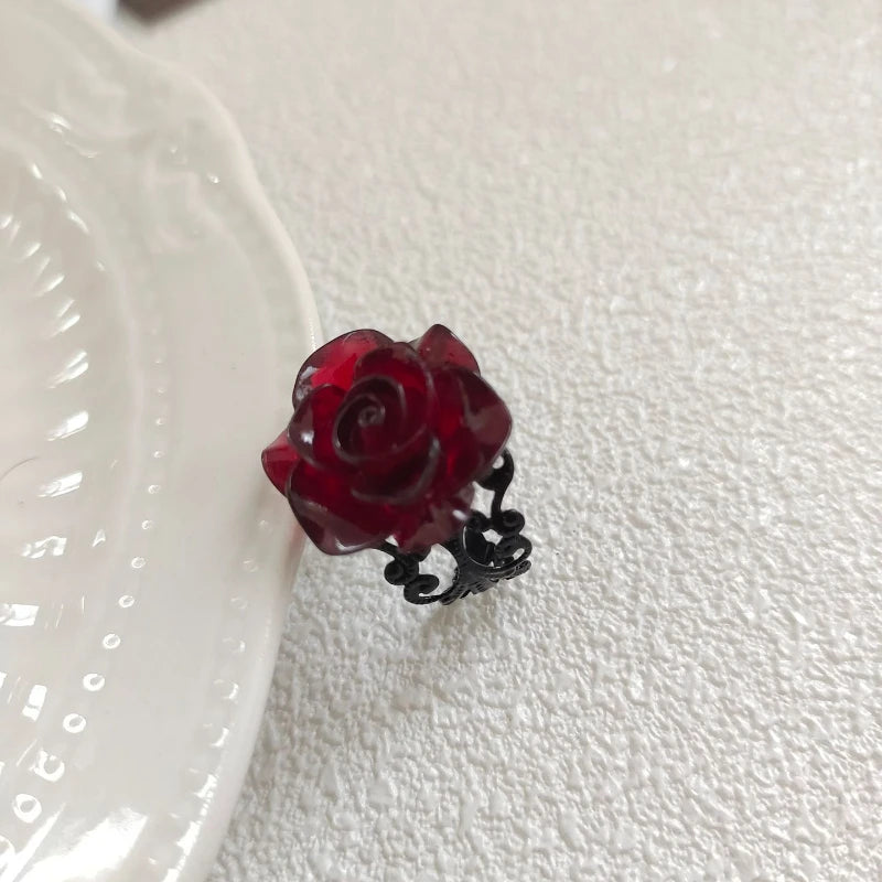 Retro Goth Style Red Rose Opening Rings for Women Punk Personality Crystal Flower Hollow Finger Ring Hip Hop Rock Party Jewelry