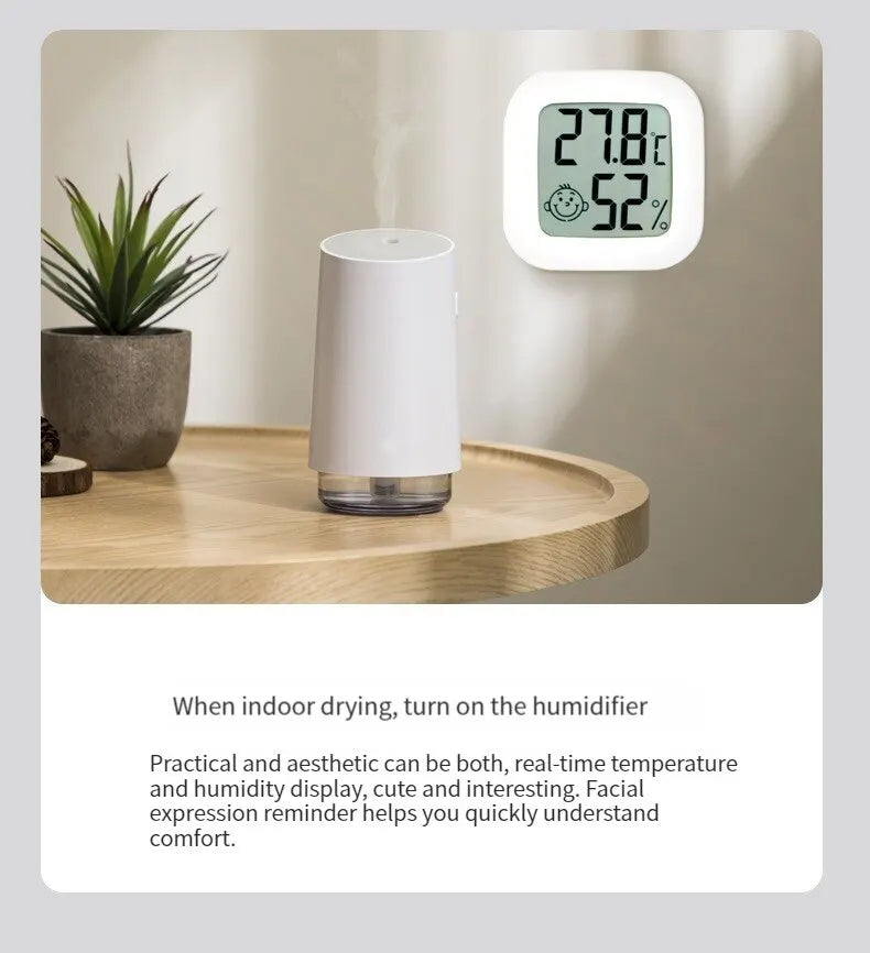 Humidity sensor, indoor thermometer, hygrometer, temperature and humidity monitor, with LCD display screen, displaying Celsius t
