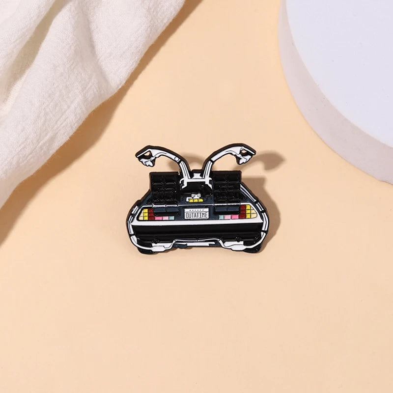 Racing Sports Car Enamel Pin Badge Brooch Lapel Clothes Backpack Hat Car Lover Men Boyfriends Collect Jewelry Accessories Gift