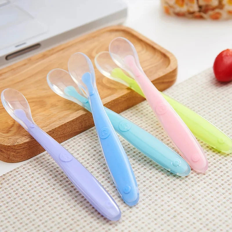 Baby Soft Silicone Spoon with Storage Box Candy Color Temperature Sensing Spoon Children Food Feeding Dishes Feeder Appliance