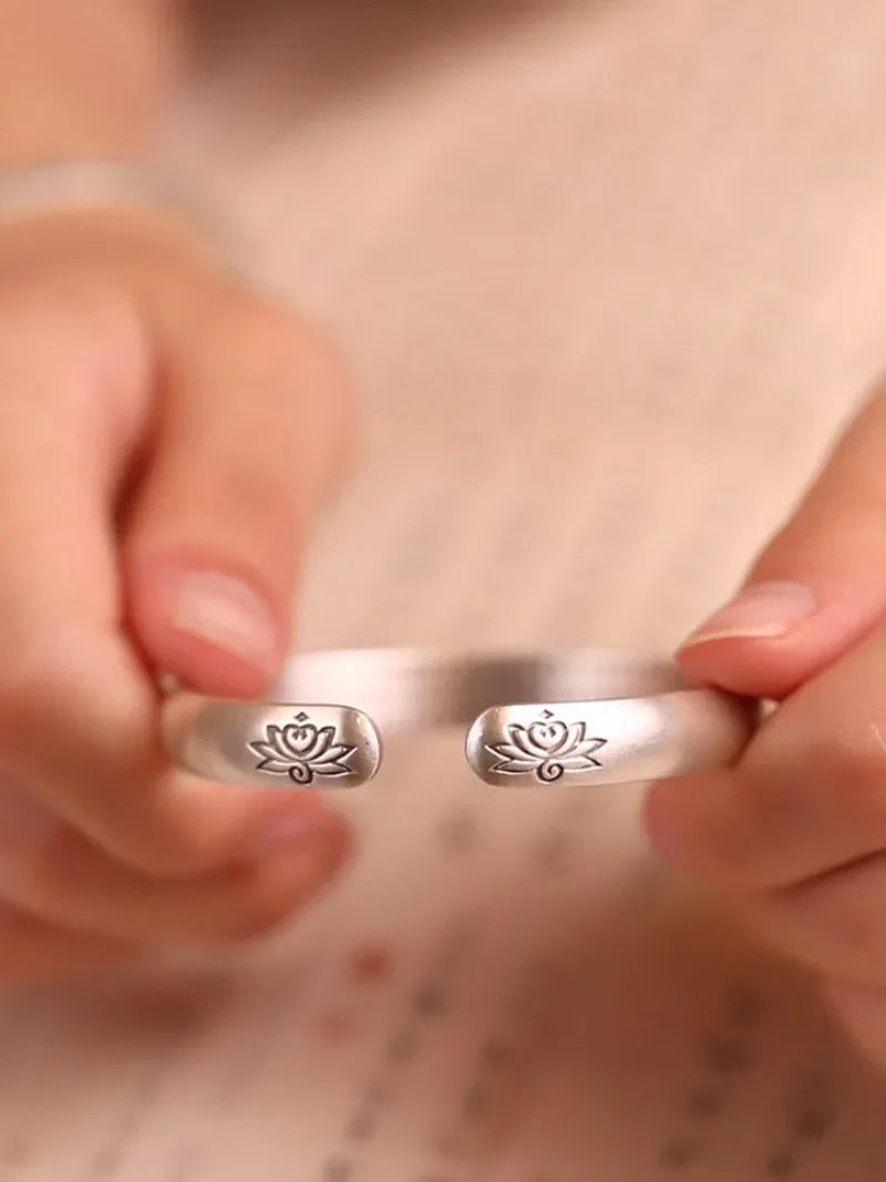 925 Silver Vintage Matte Bangles Engraved Heart Sutra Lotus Flower Bracelet for Women Simple and Fresh Style Jewelry Opening
