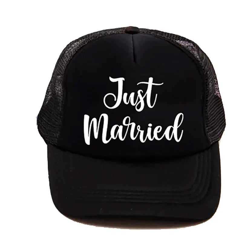 Just Married white black Trucker hat Honeymoon beach destination wedding Groom bride Mr Mrs Newlywed couples gift Photo props