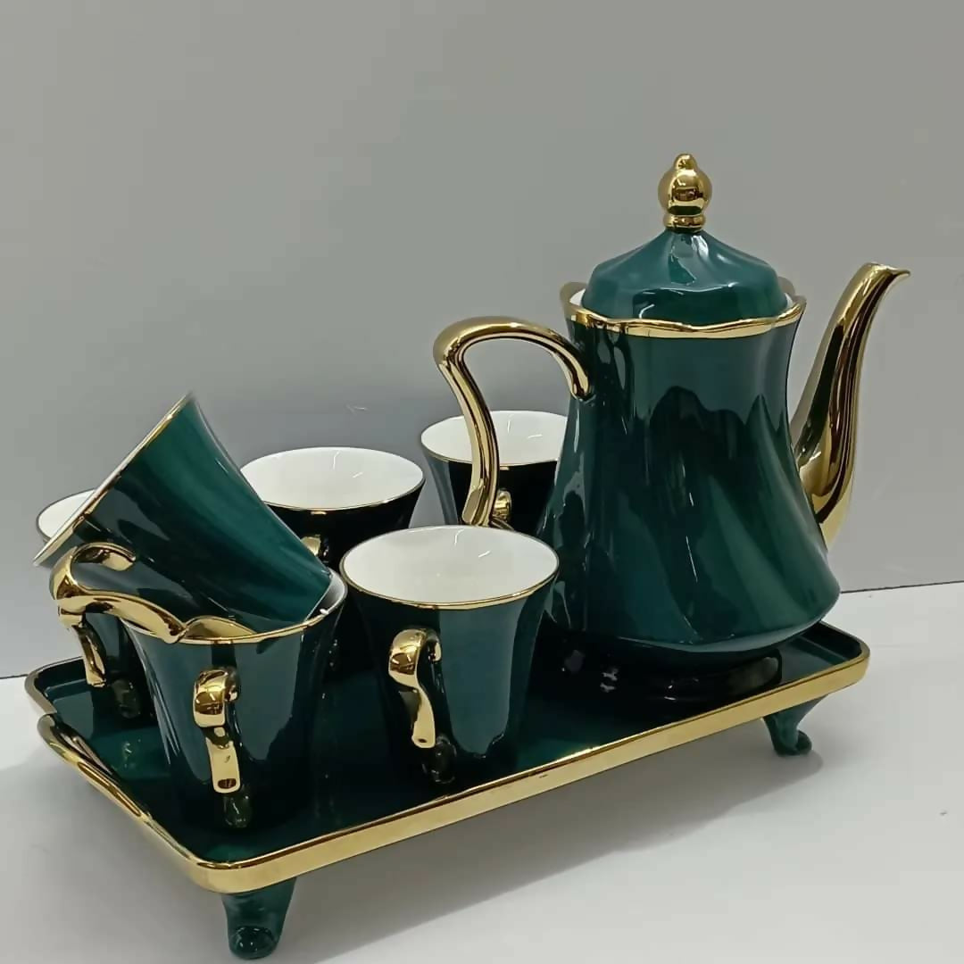 8 pcs ceramic tea set.