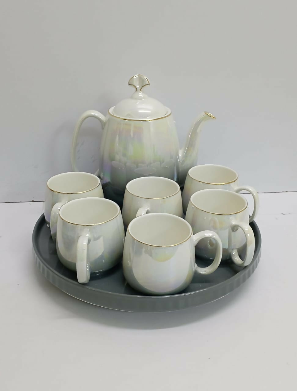 8 pcs ceramic tea set.