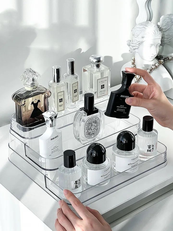Acrylic Display Shelf Vanity Perfume Holder Organizer 3 Tiers Clear Display Risers Stand Plastic Figures Cupcake Storage Rack