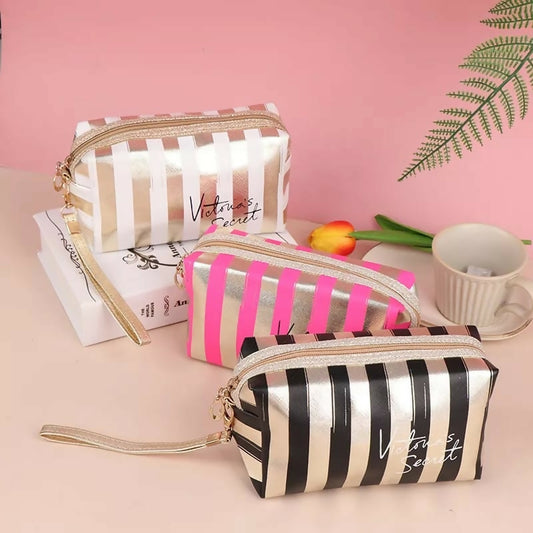 Makeup organizer bags