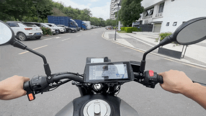 Spedal CL876 Gps Motorcycle Wireless CarPlay/Android Auto 6.86 Inch 1080P Dual Cameras Loop Recording Tire Pressure Monitoring