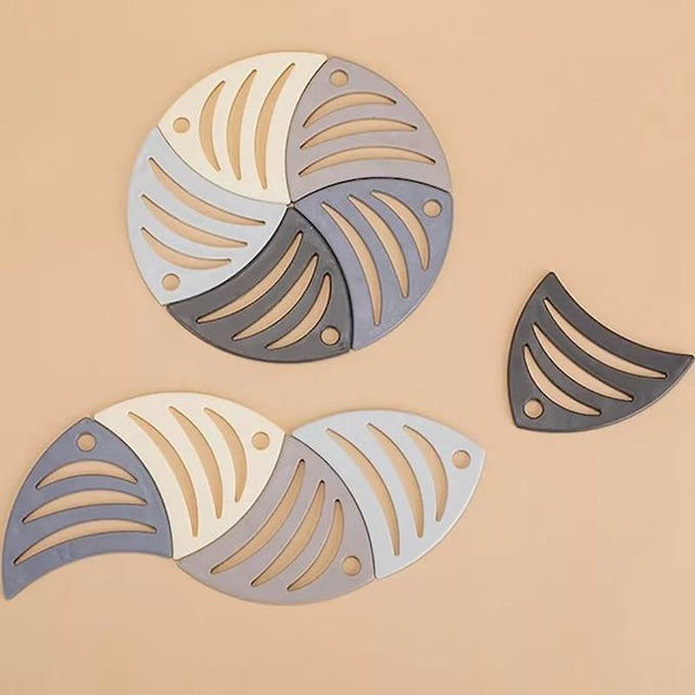 Fish Shaped Silicone Coasters, Circular Hollow Coasters, Absorbent Reusable Coasters for Tabletop Protection - Set of 5