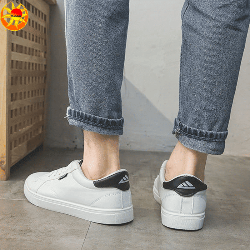 Baldur Breathable Low-Top Casual Sport Sneakers - Unisex White & Black Fashion