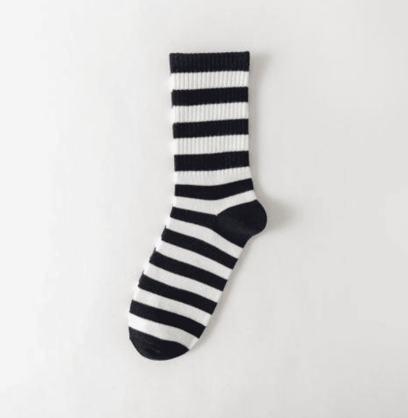 SXCHEN Unisex 5 Pairs Athletic Mid-Calf Socks - Trendy Sport & Casual