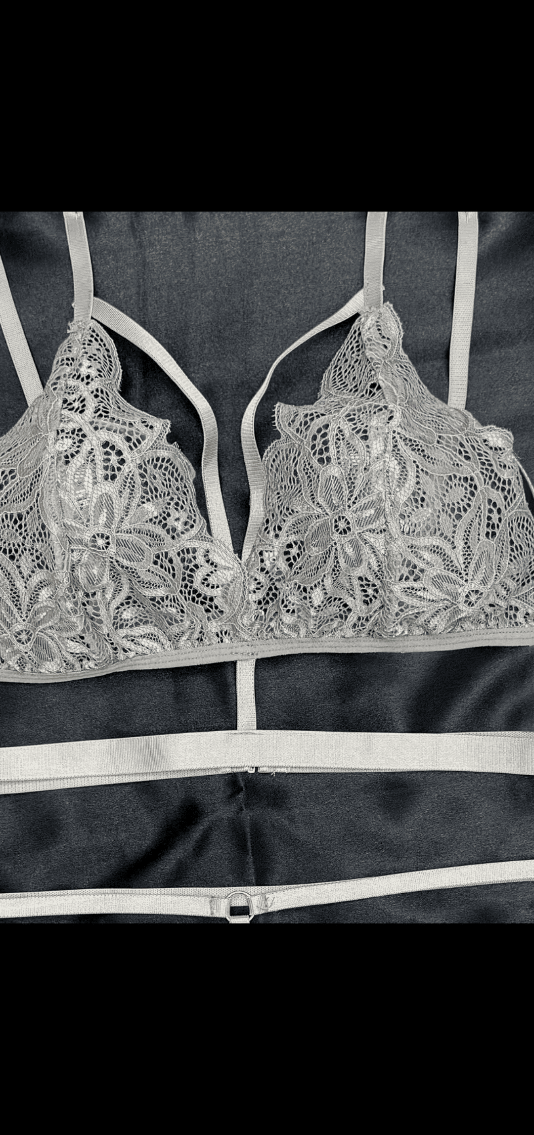 Women's Floral Lace Lingerie Set: Elegant Cut-Out Bra & Thong Underwear