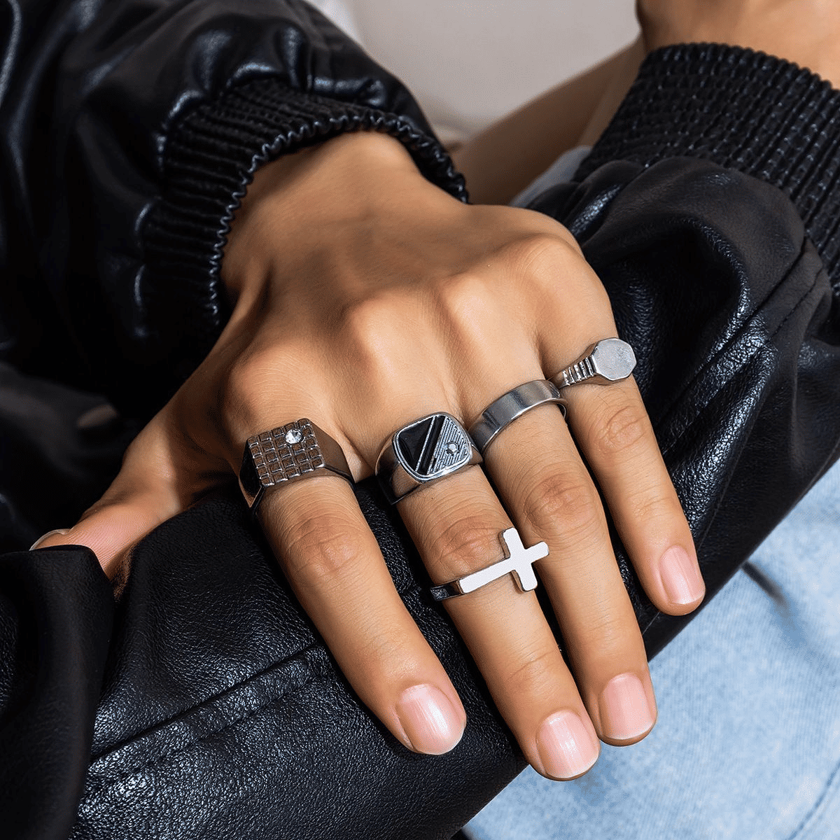 5-Piece Diamond-Studded Retro Titanium Steel Men's Ring Set, Silver Tone