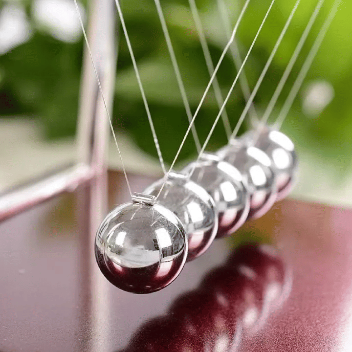 Newton's Cradle Balance Balls Physics Science Pendulum Desk Toy