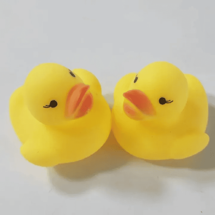 5PCS Rubber Squeaky Duck Bath Toy Set for Babies Yellow