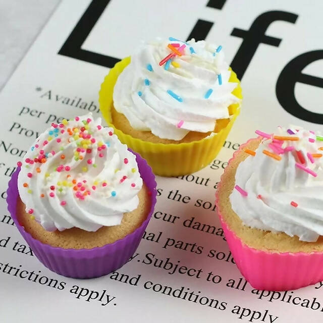 Cup Cake Mold Pack of 12 Mixed Colors Without Preference, Reusable Silicone Baking Cups, Cupcake Molds, Muffin Cases, Nonstick Baking Moulds for Cakes, Ice Creams