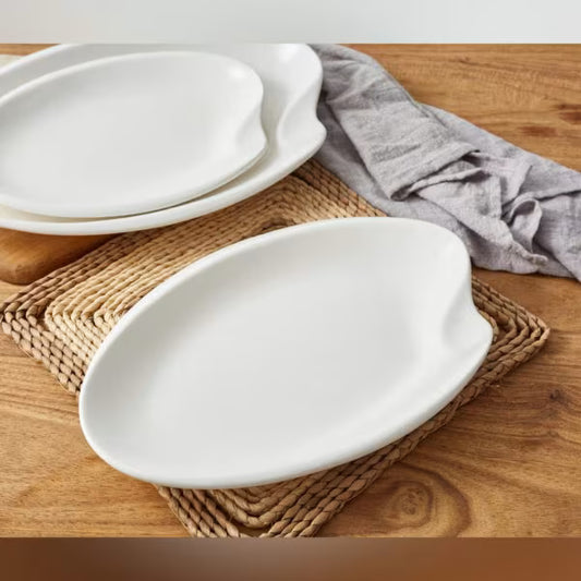 30 & 35cm Porcelain Wave-Edge Oval Platter