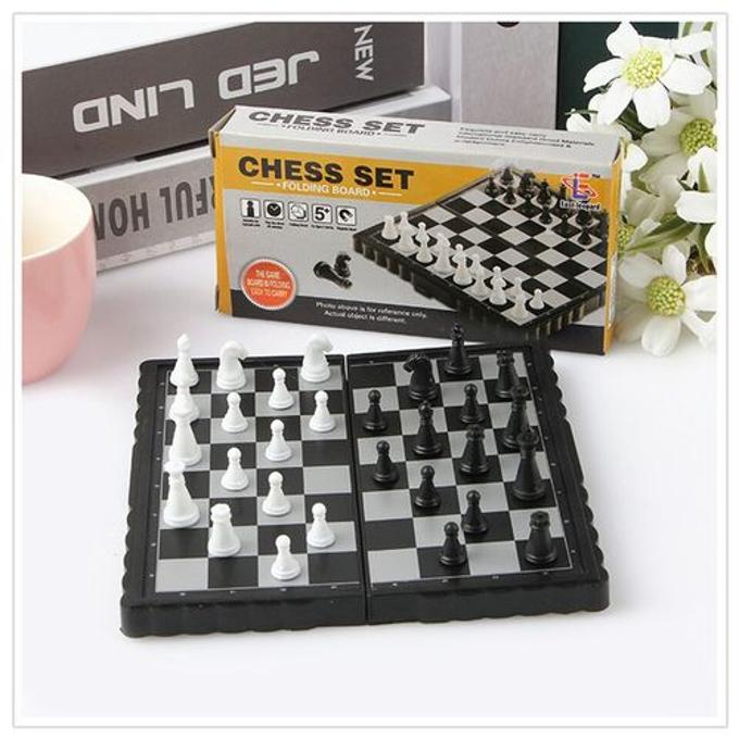 Plastic Mini Chess Set Portable Game Folding Toy Gift Kids