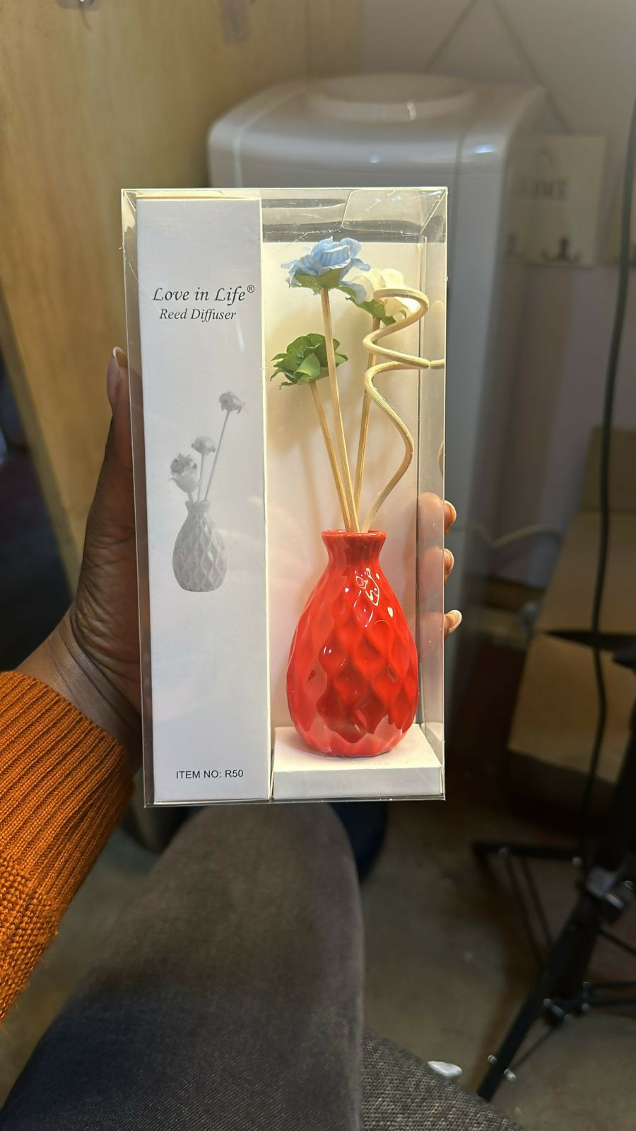 Decorative flowers &ceramic vase Reed diffuser with 50ml long lasting essential oil