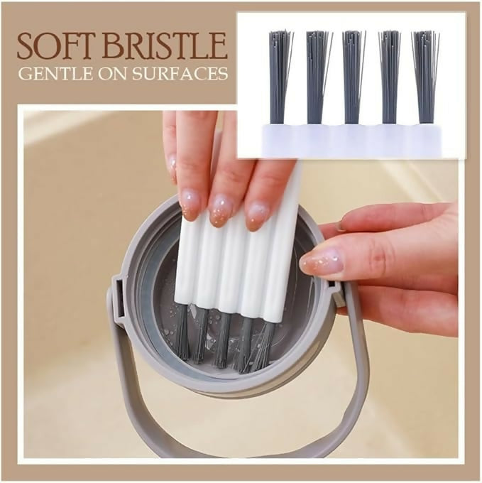 Flexible gap cleaning brush