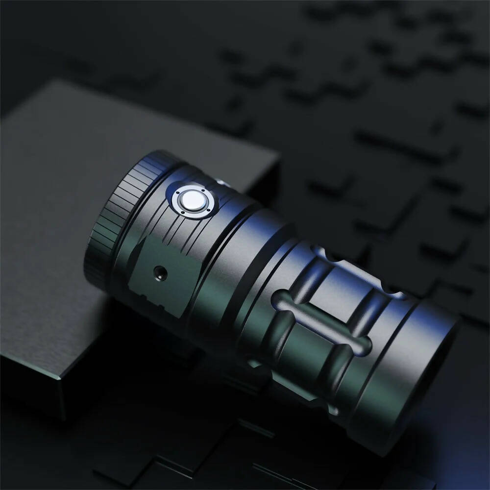 Seafrogs MK20 Super Bright Diving Flashlight 11000 Lumen IPX8 Waterproof Dive Torch for Under Water Deep Sea Cave at Night