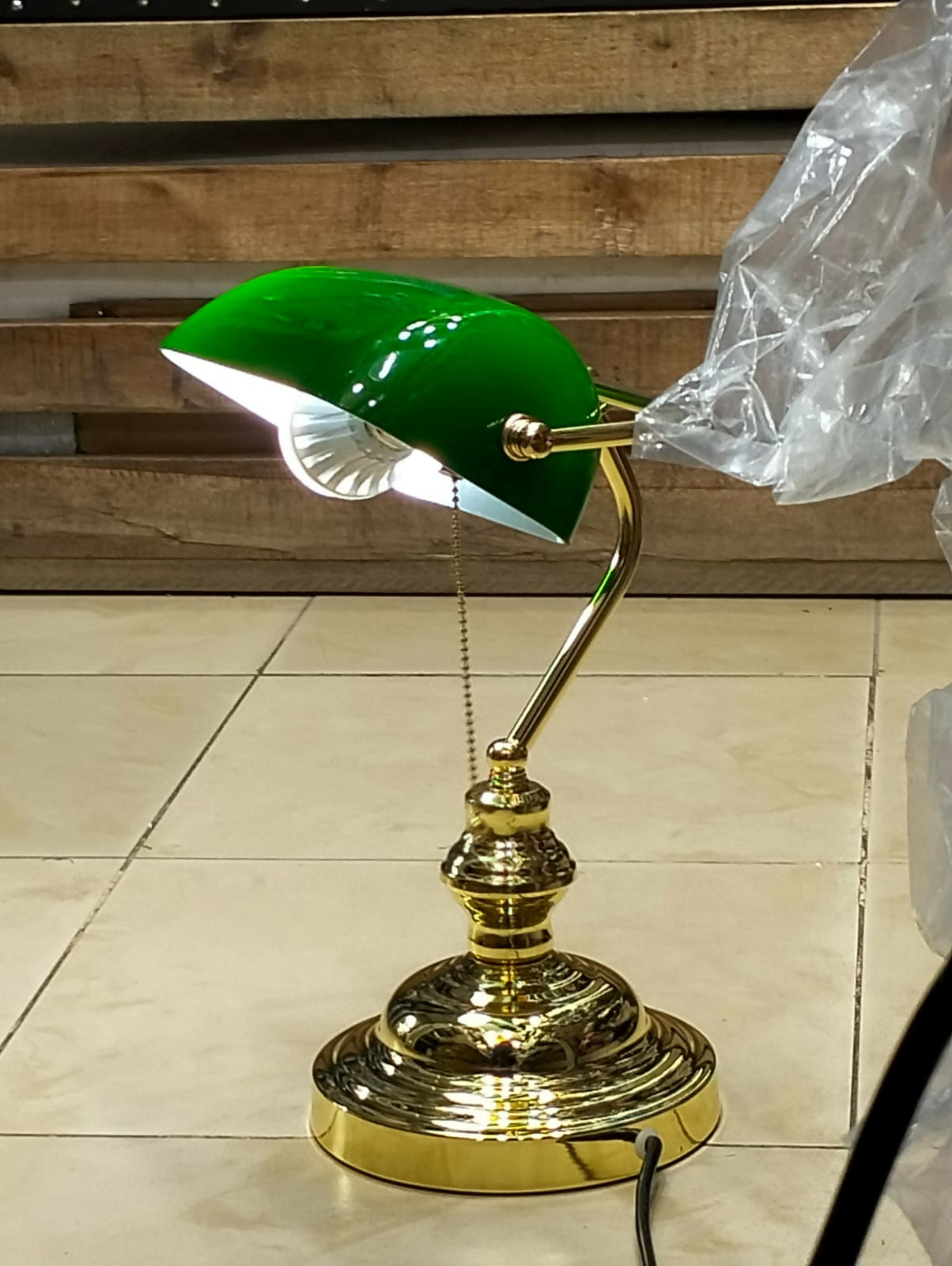 Antique Nostalgic Green Bankers Lamp